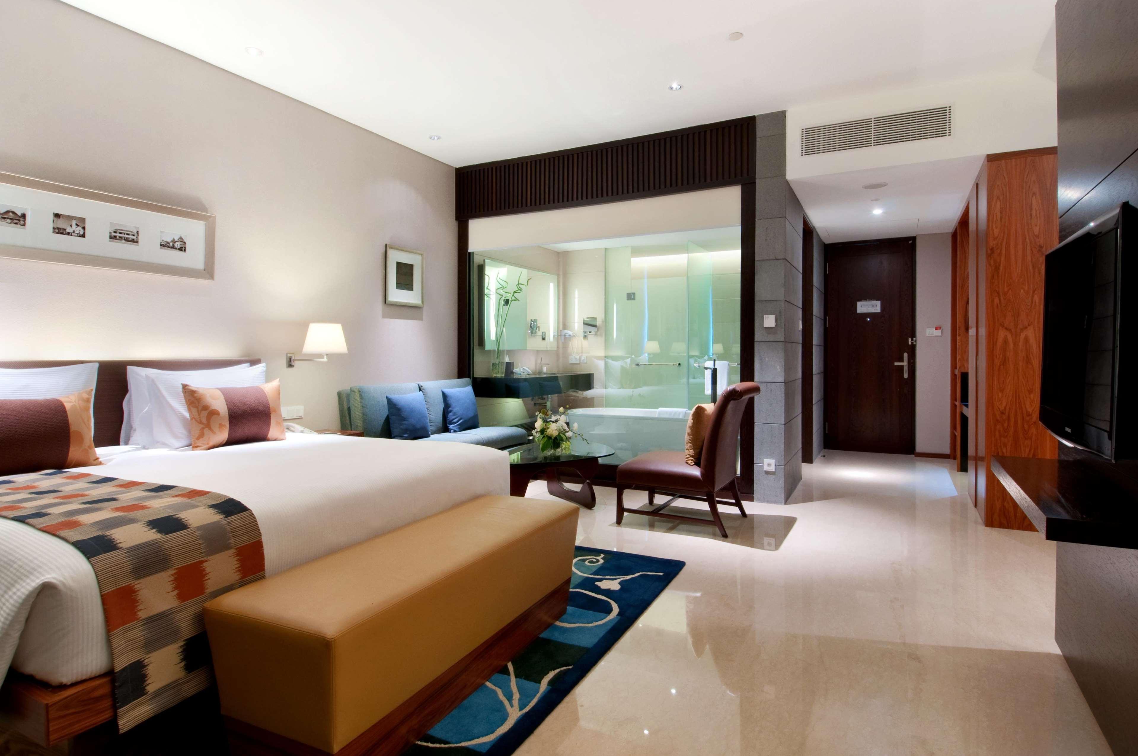 Hilton Bandung Hotel Room photo